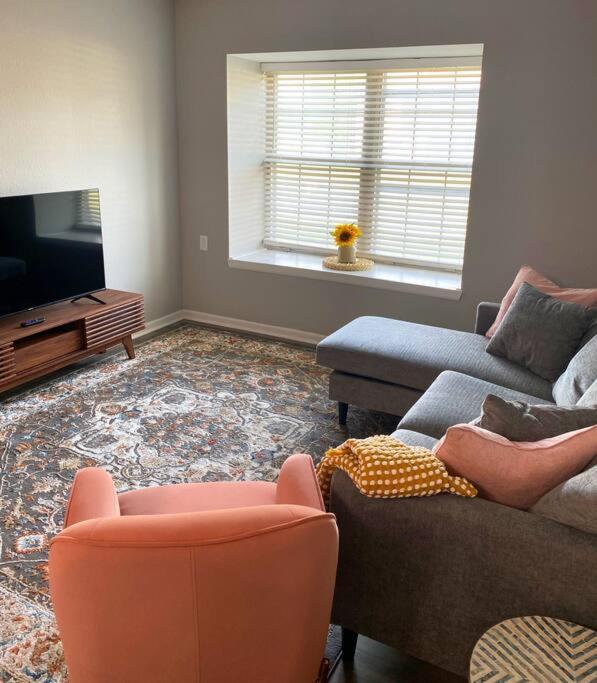 The Delores - 2 Bedroom Apt In Quilt Town, Usa Hamilton Buitenkant foto