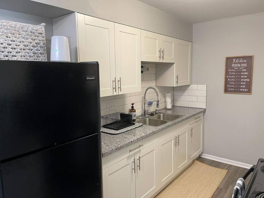The Delores - 2 Bedroom Apt In Quilt Town, Usa Hamilton Buitenkant foto